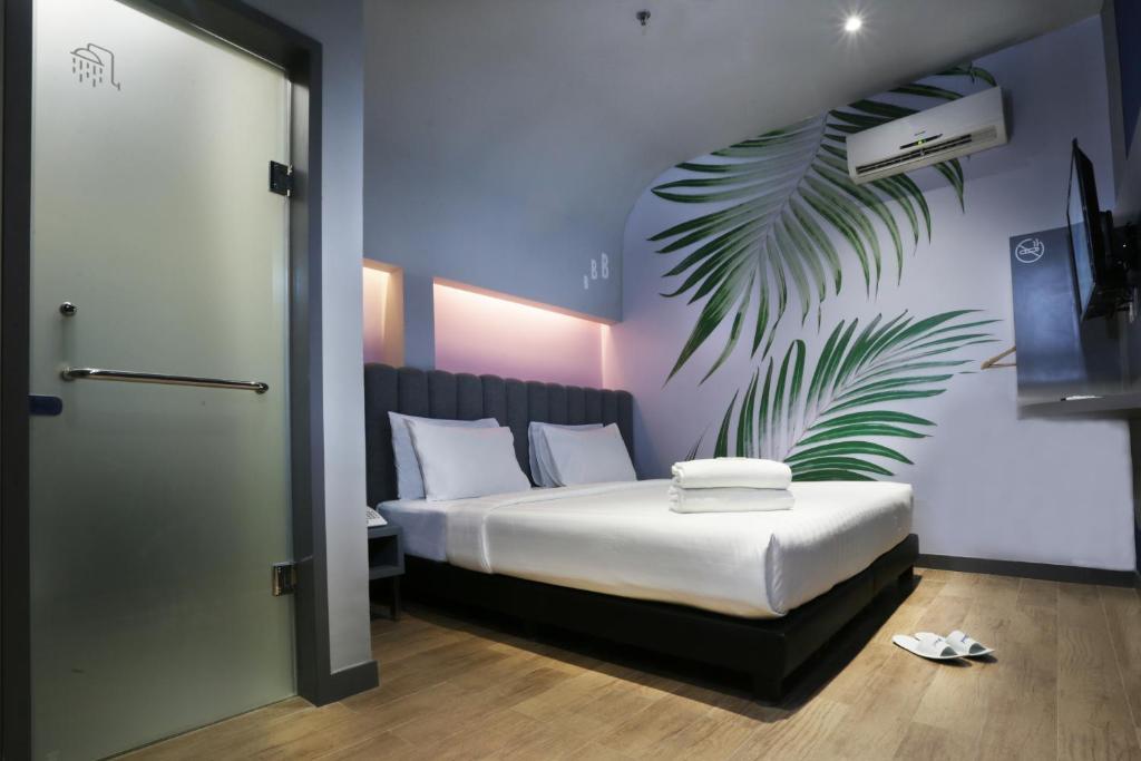 J Hotel Medan Exteriör bild
