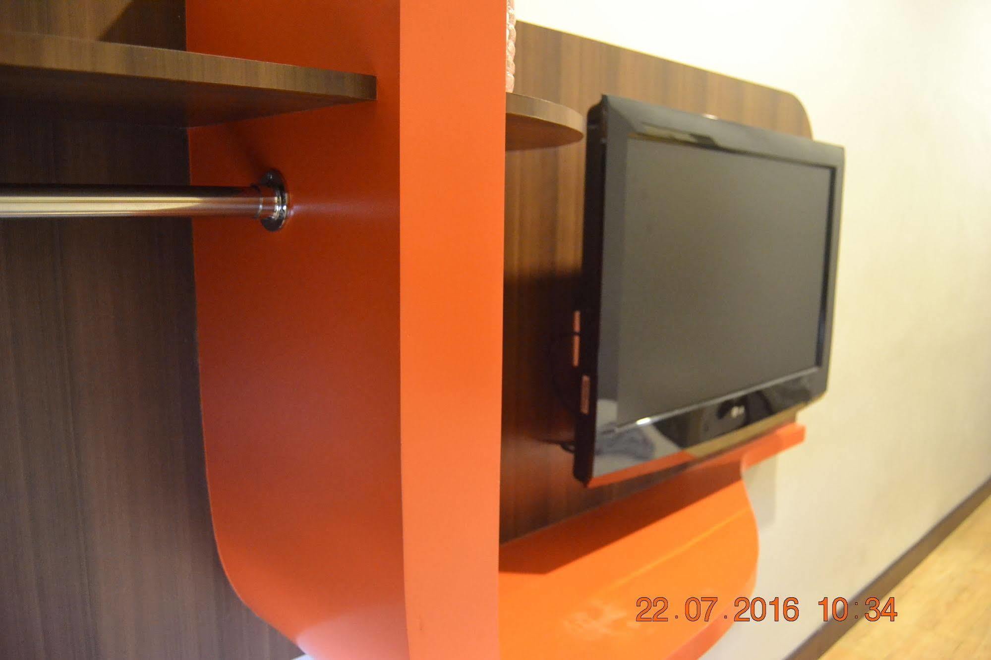 J Hotel Medan Exteriör bild